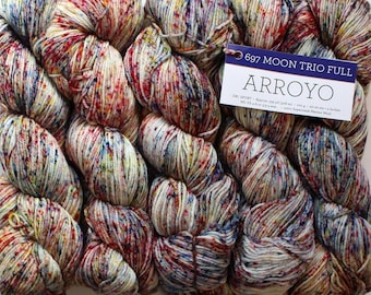 697 'Moon Trio Full' Arroyo DK / Sport weight Malabrigo Superfine Superwash Merino Wool Yarn Red Blue Speckled Speckle