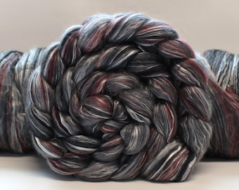 80/20 Merino / Mulberry Silk  Blend 'Poppyseed' Wool Combed Top Roving Dyed Wool Spinning Fiber New Zealand 22 micron Black