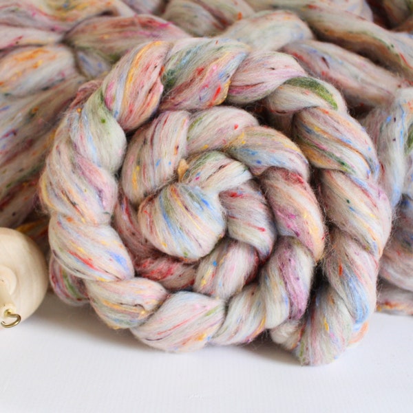 4 or 8 oz Taste the Rainbow Tweed Rainbow Wool Combed Top Roving Dyed Wool Spinning Fiber Fibre batt