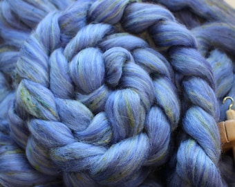 Merino Bamboo Tweed Blend 'Charm' & Wool Combed Top Roving Dyed Wool Spinning Fiber Blue
