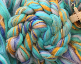 3.3oz 80/20 Merino / Bamboo Blend 'Turtle Bay' Wool Combed Top Roving Dyed Wool Spinning Fiber Teal Green Blue