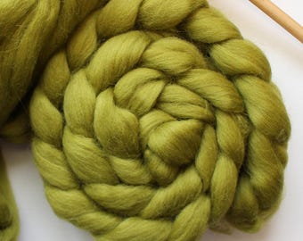 Blue Faced Leicester 'Lichen'  4oz Wool Blend Combed Top Roving Dyed Wool Spinning Fiber Green