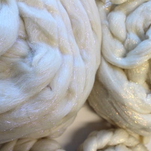 Sparkly Glitzy 2 Colors Merino Wool Stellina Angelina Sparkle White Undyed Bare Combed Top Roving Dyed Wool Spinning Felting Fiber Fibre