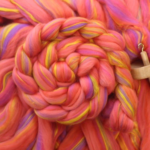75/25 Merino / Bamboo Blend 'Malibu Sunset 2' Wool Combed Top Roving Dyed Wool Spinning Fiber Orange Coral