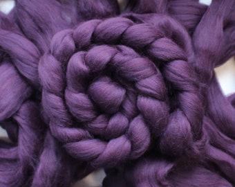 Shetland Wool 'Aubergine' Combed Top Roving Dyed Wool Spinning Fiber Purple