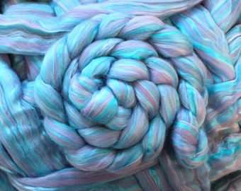 Merino Bamboo 4oz 'Unicorn 2.0' Wool Blend Combed Top Roving Dyed Wool Spinning Fiber Light Blue