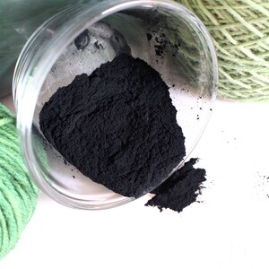 Copper Chlorophyllin 1, 2 or 4 oz Chlorophyll Natural Plant Dye for Yarn Protein Dyes Earth Friendly Fiber Wool Silk Mordant Green image 5