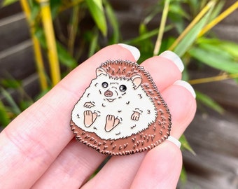 ハリネズミのエナメルピンバッジ - Etsy 日本