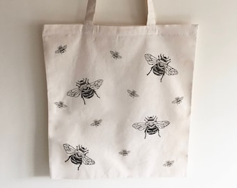 Bumble bee Tote bag