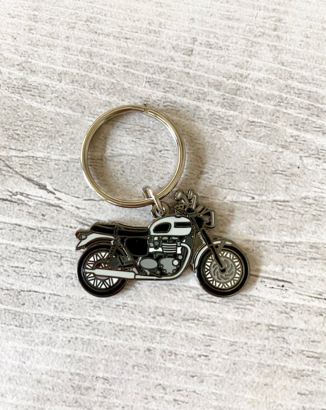 triumph bonneville keyring