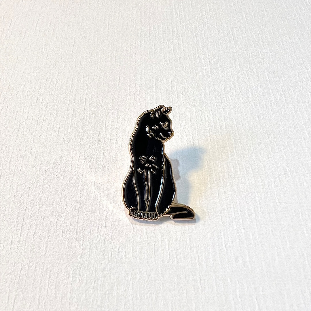 Black Cat Pin Badge - Etsy