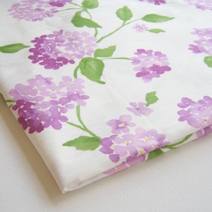 Hortensia, Paarse Violet Katoenen Stof Witte Zoete Bloem, Bos van Violetbloem, De Kleding van de vrouw, Bruidsdouche, Tote Zak, Dame Blouse CT149,