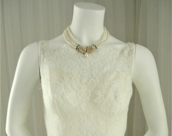 Mid Century 1950's Sleeveless Lace Wedding Dress with Bustle, Lace Boatneck and Lined Sweetheart Bustline