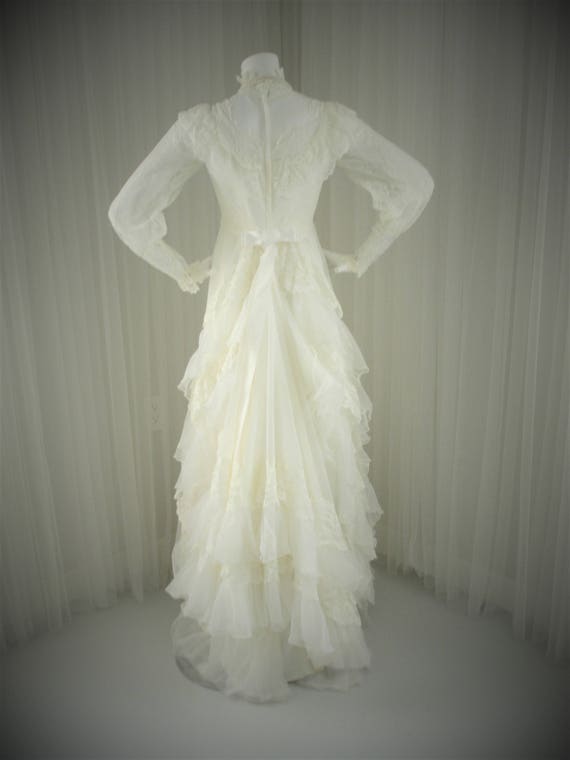 Vintage 70's Boho Prairie ILGWU Chantilly Lace an… - image 4