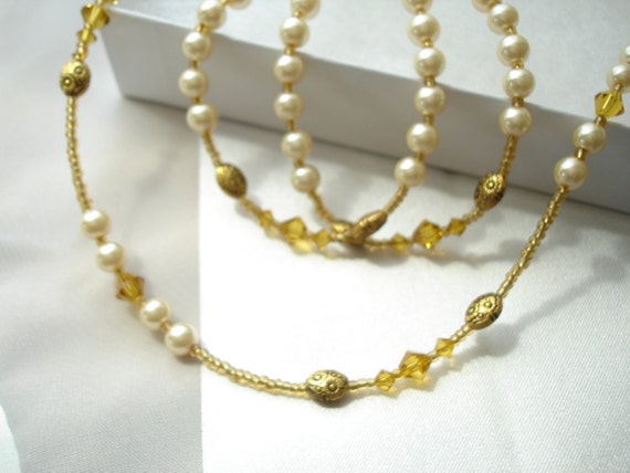 Necklace and Bracelet with Pearl, Topaz, and Gold… - image 5