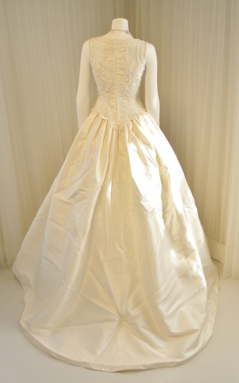Vintage Beaded Pure Silk Ballgown Demetrios Wedding Dress image 4