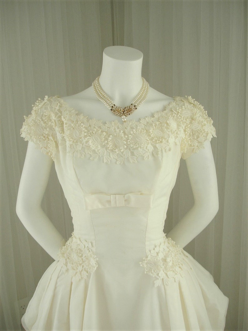 1960 Bridal Originals Empire Bustline Fitted Waist A-line - Etsy