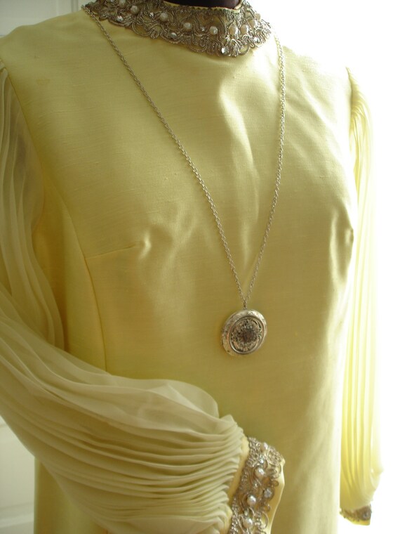 Lemon Creme Pleated Chiffon Sleeve 1960 Dress wit… - image 2