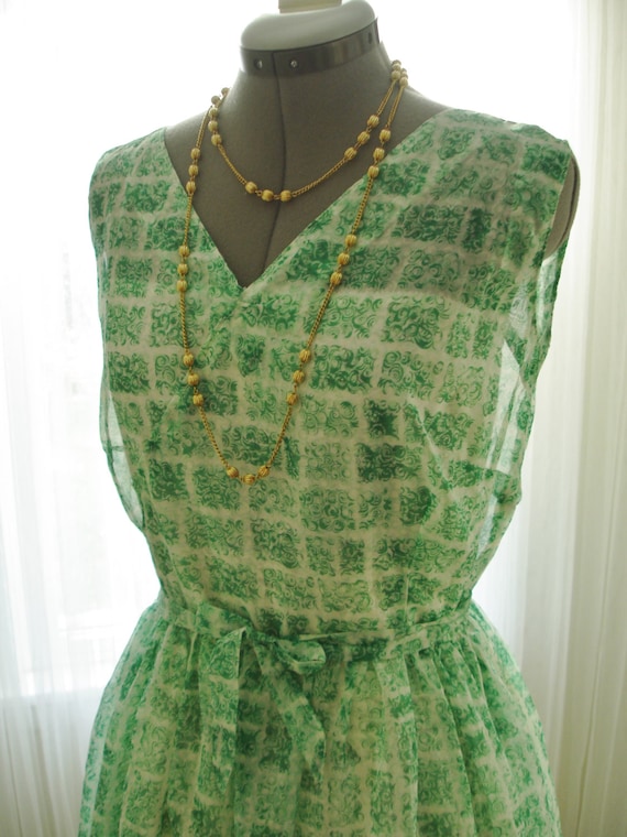 Green Printed Chiffon Dress Vintage 1950 36" Bust