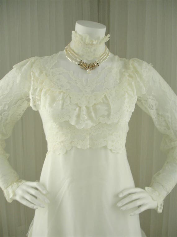 Vintage 70's Boho Prairie ILGWU Chantilly Lace an… - image 1