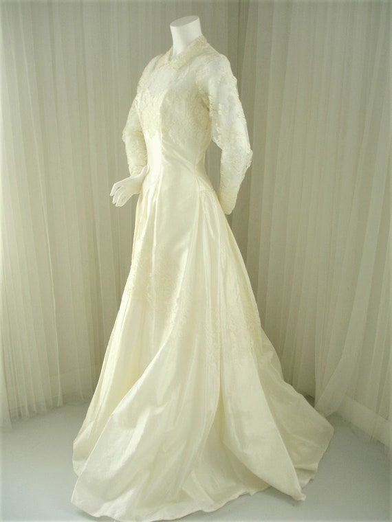 ILGWU Silk Shantung Silk Wedding Dress - Gem ILGWU Silk Shantung Silk Wedding Dress - Gem