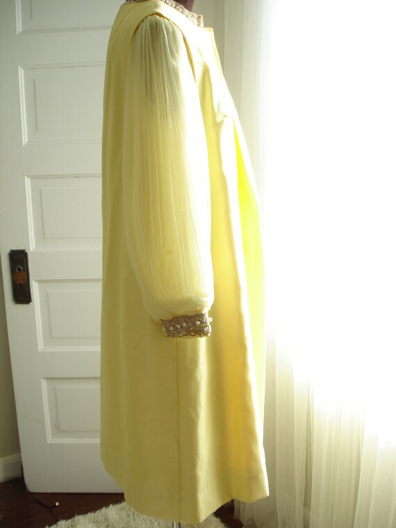 Lemon Creme Pleated Chiffon Sleeve 1960 Dress wit… - image 4