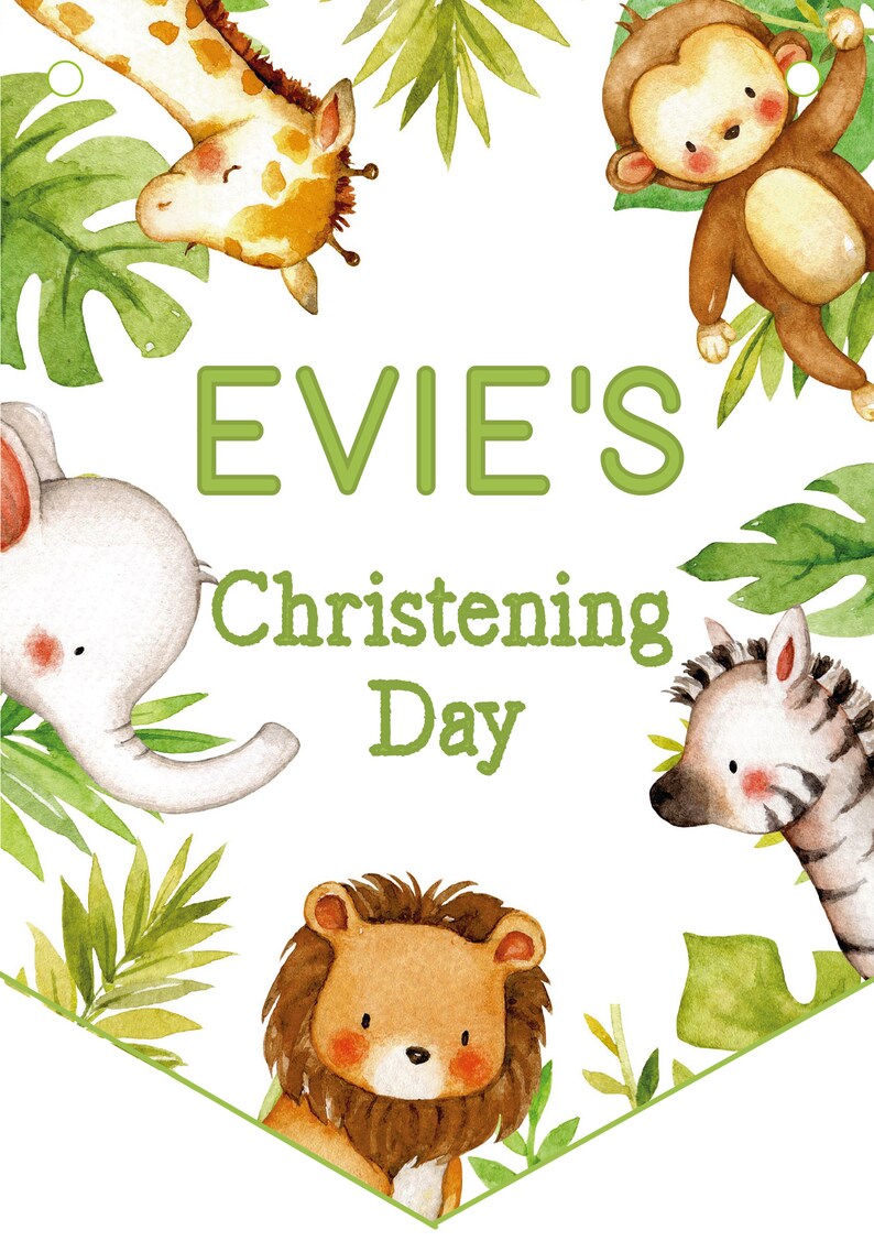 Może przedstawiać: Zielono-biały baner z dzikimi zwierzętami i tekstem "EVIE'S Christening Day". Zwierzęta to żyrafa, małpa, słoń, lew i zebra.