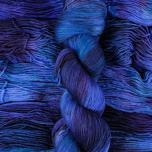 Astral - 100% organic merino fingering yarn, Eco Merino Light, blue single ply sock yarn