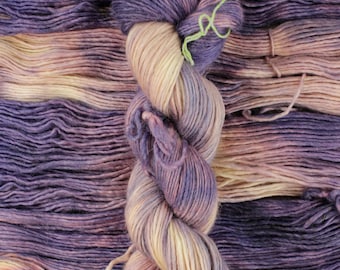 Hecate - 40/40/20 superfine alpaca/merino/silk, Aurora DK, purple yellow single ply medium weight yarn