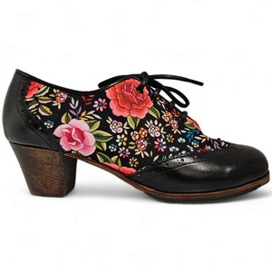 Flamenco Shoes Professionals brand new Bulerias ARTEFYL Black leather floral choose your size