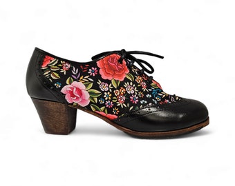 Flamenco Shoes Professionals brand new Bulerias ARTEFYL Black leather floral choose your size