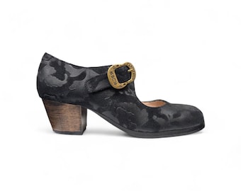 Flamenco Shoes Professionals brand new Tablas black suede Peonia  short heel