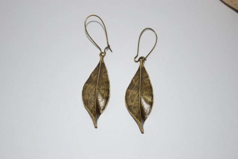 Bronze tone metal leaf earrings leaf earrings bronze leaf Etsy