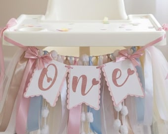 Heart High Chair Banner: Pastel First Birthday Garland