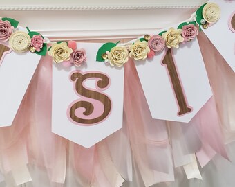 Name Banner with Flowers. Custom Floral Garland. Baby Shower Banner. Nursery Name Sign.