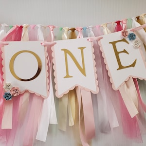 First Birthday High Chair Banner. Floral ONE banner.  Flowers Birthday banner. Pink Birthday Garland. Party decorations. Tulle and Ribbon.