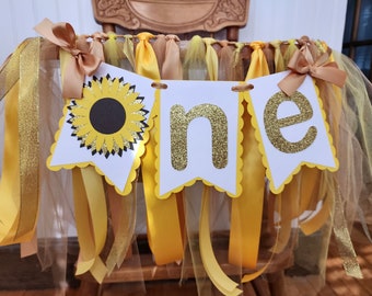 Sunflower High Chair Banner. ONE banner.  Sunflower Garland. Yellow and Gold Sunflower party decorations. Sunflower Theme. Fully Assembled.