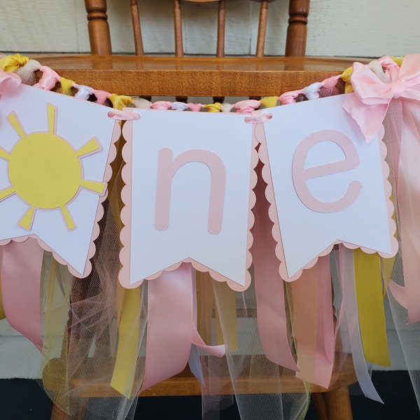 Sunshine High Chair Banner. ONE banner.  Sun Garland. You are my sunshine. Party decorations. Sunshine Theme. Fully Assembled.