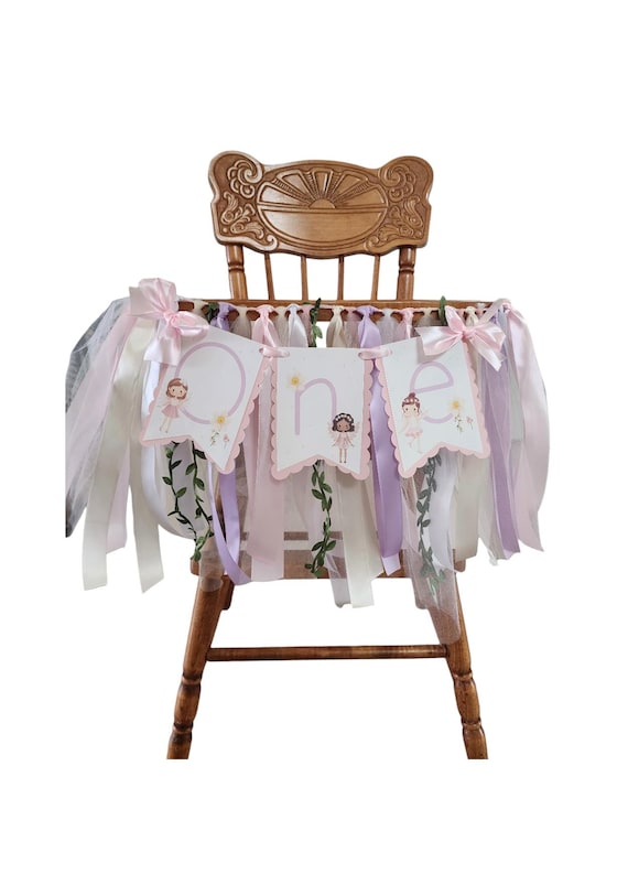 Fairy First Birthday High Chair Banner: Floral Garland Decor