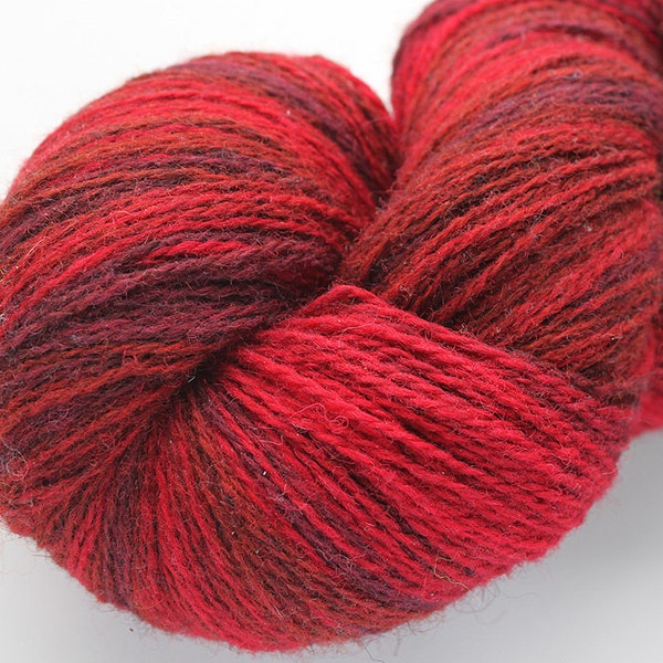 KAUNI Estonian Artistic Wool Yarn Red 8/2, Art Yarn for Knitting, Crochet, Gradient Wool