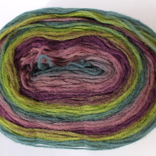 KAUNI Estonian Artistic Wool  Thin Pre-yarn/ Pencil Roving  Africa , Art Wool for Knitting, Crochet, Felting , Gradient Wool