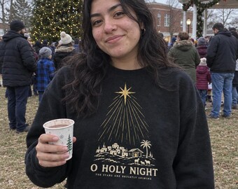 O Holy Night Cropped Sweatshirt, Christian Christmas Crewneck for Women, Luke 2:11 Nativity Crop Sweater, Religious Christmas Gift for Her