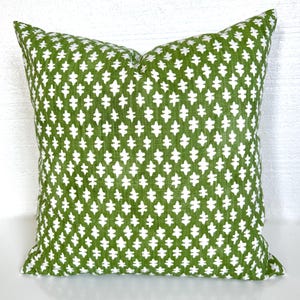 GREEN PILLOWS Green Throw Pillows Green Pillow Covers Farmhouse Pillows Green Throw Pillow Cover 16x16 18x18 20x20 Green Pillows