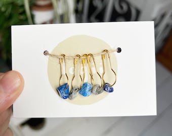 Lapis Lazuli stitch markers. Progress markers. Crystal stitch marker. Gift for crocheters / knitters. Crochet and knitting.