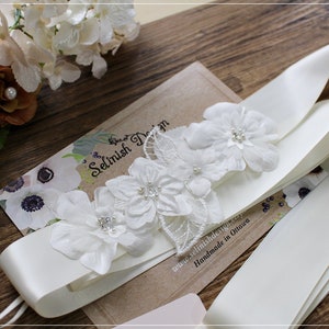 Sash Belt for Wedding, Flower Sash, Bridal Sash, Ivory Wedding Sash Belt, Floral Sash, Dress Sash, Ivory Flower Belt, Bridal- SB198offwhite