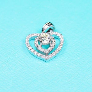 18K white gold 1.50ct Heart diamond pendant. image 3