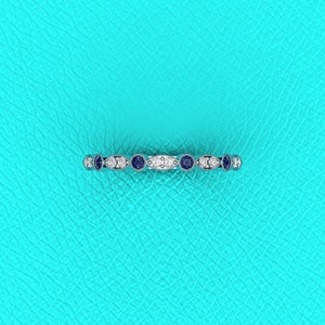 Sapphire and diamond ring image 3