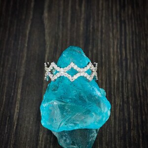 Crown diamond ring
