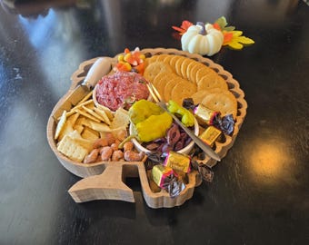 Vassoio da portata a tema tacchino della gratitudine, tagliere per formaggi natalizio in legno massello di pino