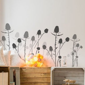 Highland Thistle Stencil, Thistle Silhouette Home Decor Wall Painting Stencil, Suitable for painting walls, furniture, fabrics, Reusable